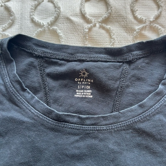 Aerie Offline Black Crop Tank - Picture 2 of 3